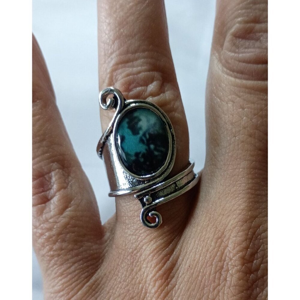 Vintage Style Synthetic Turquoise Ring Adjustable Silvertone NIB Gift Box